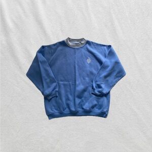 Blue and white embroidered Crewneck